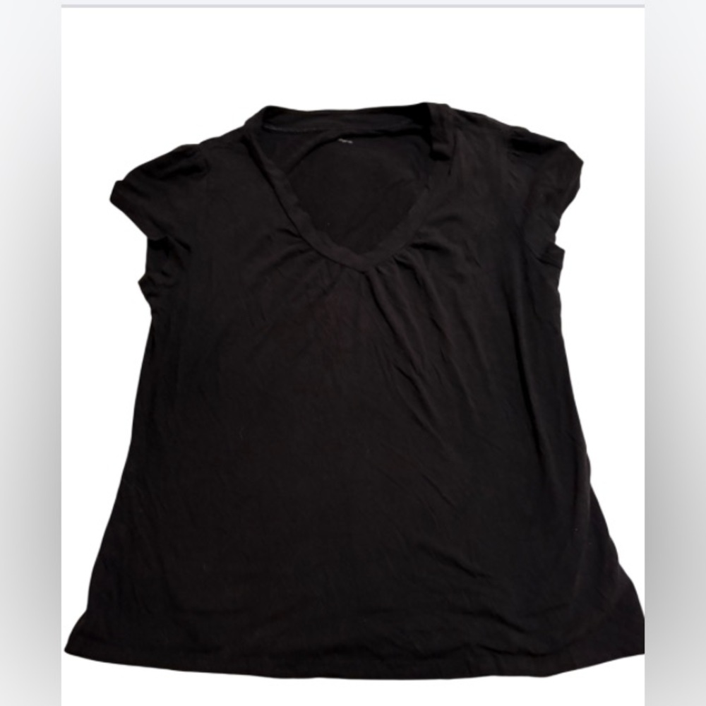 Apt. 9 Black Short Sleeve Women's Tee. Size XL & like new!